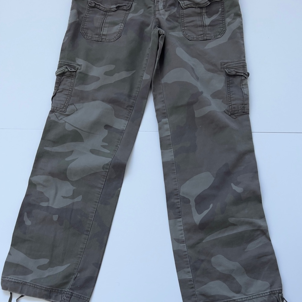 Vintage American eagle Camouflage Cargo Pants - Picture 2 of 8